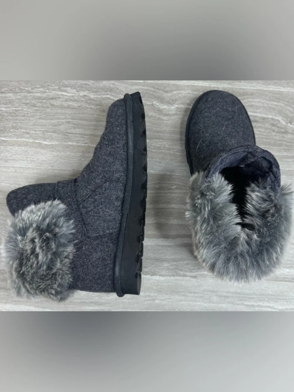 BearPaw Gray Koko Ankle Boots with Faux Fur Cuff Womens Size 7